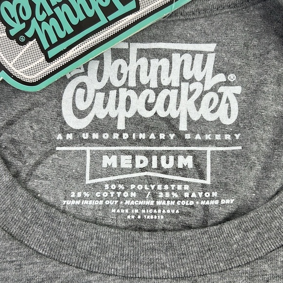 NEW Johnny Cupcakes NextHome Welcome To Las Vegas Nevada 2019 Tee Shirt Medium - Picture 9 of 10